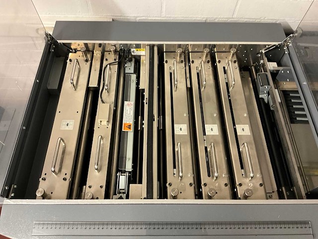 Duplo dc-645 slitter/ cutter/ creaser - afbeelding 17 van  20