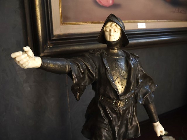 Duprey bronzen beeld - afbeelding 3 van  9