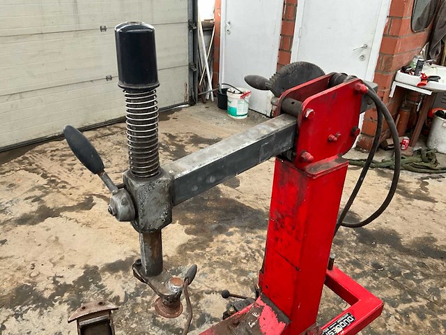 Duquesne r200 banden de-en montageapparaat - afbeelding 4 van  12