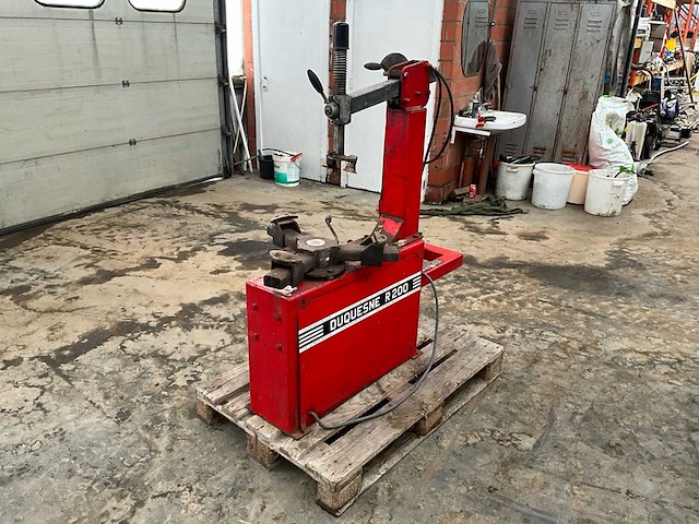 Duquesne r200 banden de-en montageapparaat - afbeelding 5 van  12