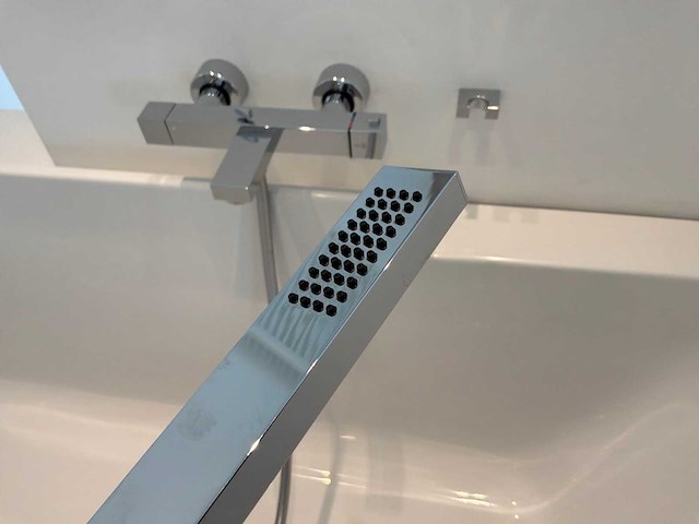 Duravit durastyle bad met gessi mengkraan - afbeelding 2 van  10