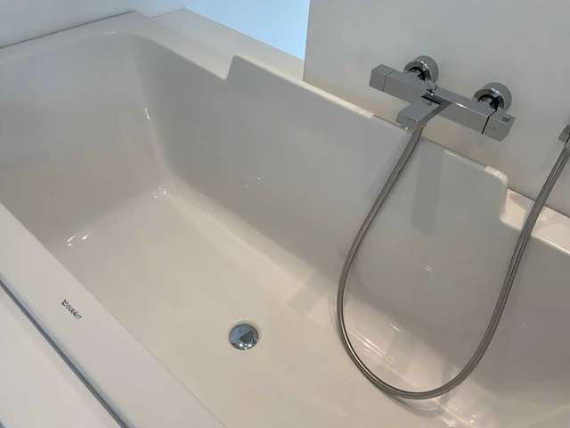 Duravit durastyle bad met gessi mengkraan - afbeelding 4 van  10
