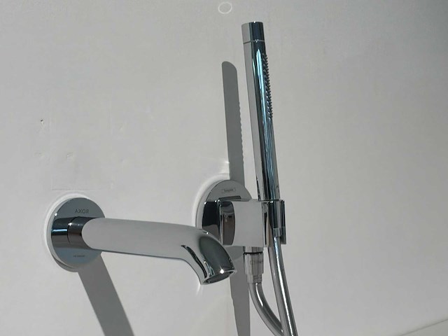 Duravit luv bad met axor starck handdouche - afbeelding 9 van  11