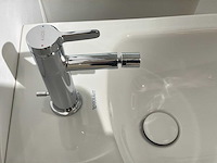 Duravit white tulip hangbidet met axor mengkraan - afbeelding 4 van  5