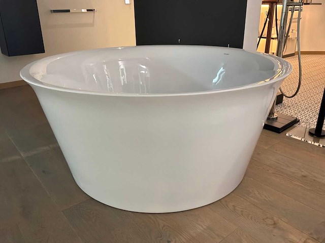 Duravit white tulip vrijstaand design bad - afbeelding 3 van  6