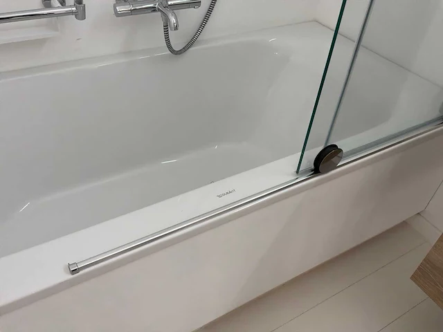 Duravit/hansgrohe badcombinatie - afbeelding 9 van  9
