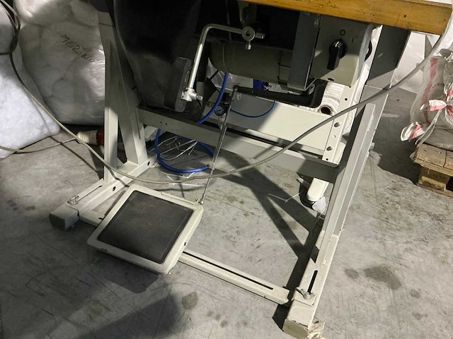 Dürkopp k767 1-naalds stiksteekmachine - afbeelding 7 van  7