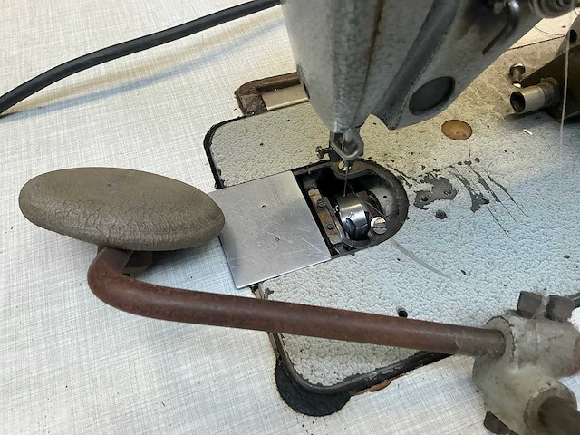 Dürkopp kl 211-10103 naaimachine - afbeelding 3 van  5
