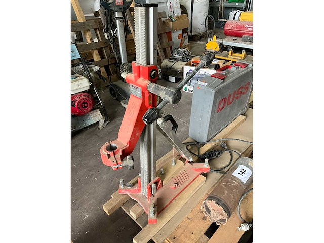 Duss dia303w kernboormachine en statief - afbeelding 2 van  4