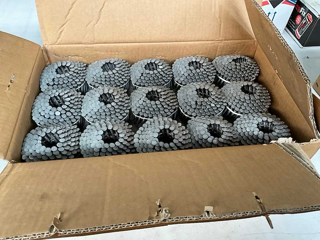 Dutack coilnagel rncw30 asfalt nagel fnk ring 45 mm op band doos 7200 stuks - afbeelding 5 van  5