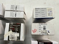 Dutack mix kavel diverse nieten gegalvaniseerd en rvs - afbeelding 6 van  7