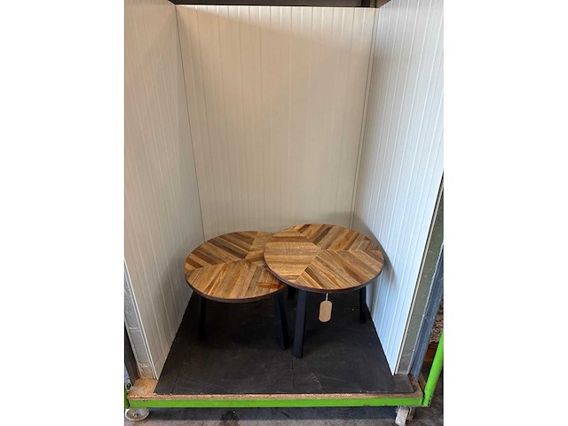 Dutch bone - mundu - side table - afbeelding 1 van  3