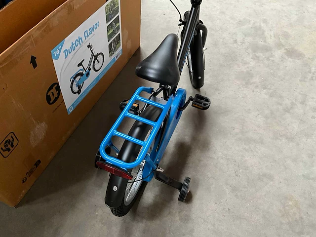 Dutch flavor kinderfiets blauw met zijwieltjes 16” - afbeelding 6 van  11