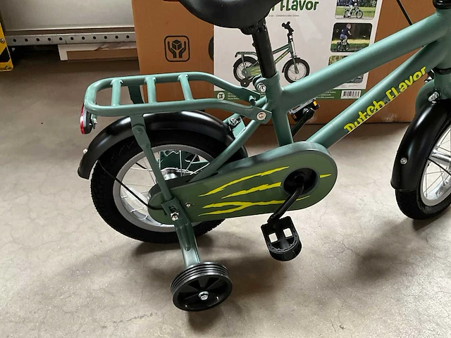 Dutch flavor kinderfiets groen met zijwieltjes 12” - afbeelding 5 van  12