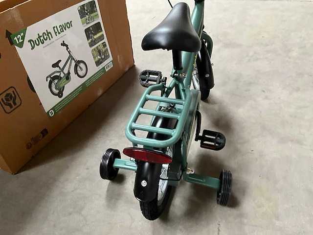 Dutch flavor kinderfiets groen met zijwieltjes 12” - afbeelding 9 van  12