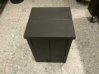 Dutch wood schoonheidssalon - afbeelding 4 van  7