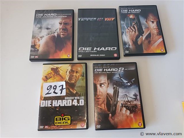 Dvd die hard. 5 stuks - afbeelding 1 van  4