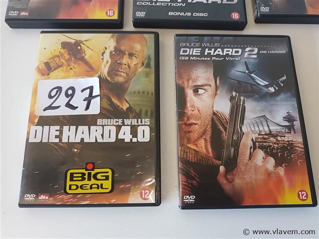 Dvd die hard. 5 stuks - afbeelding 4 van  4