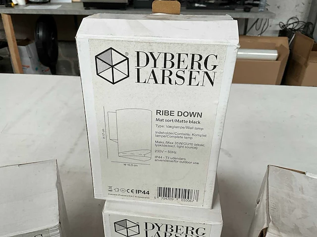 Dyberg larsen ribe down mat zwart buitenverlichting (4x) - afbeelding 5 van  6