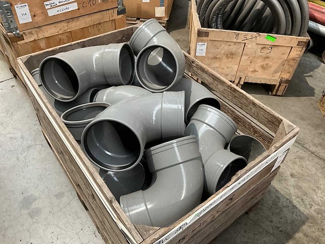 Dyka partij bochten pvc met dichtingsring - afbeelding 1 van  1