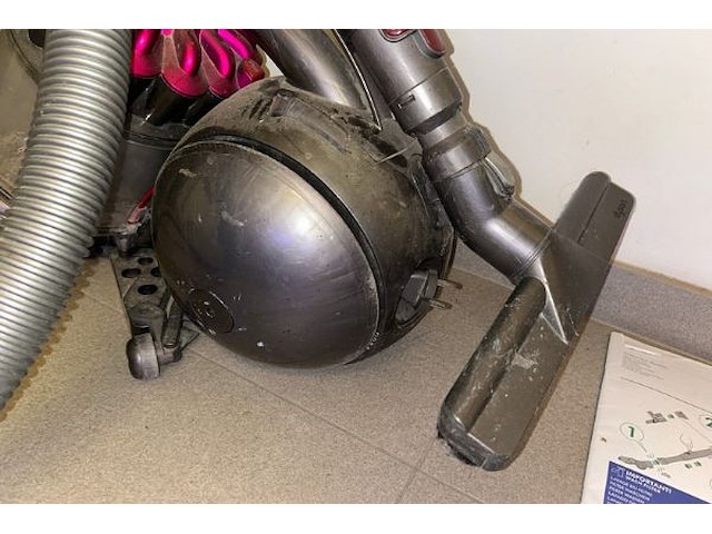 Dyson stofzuiger - afbeelding 2 van  3