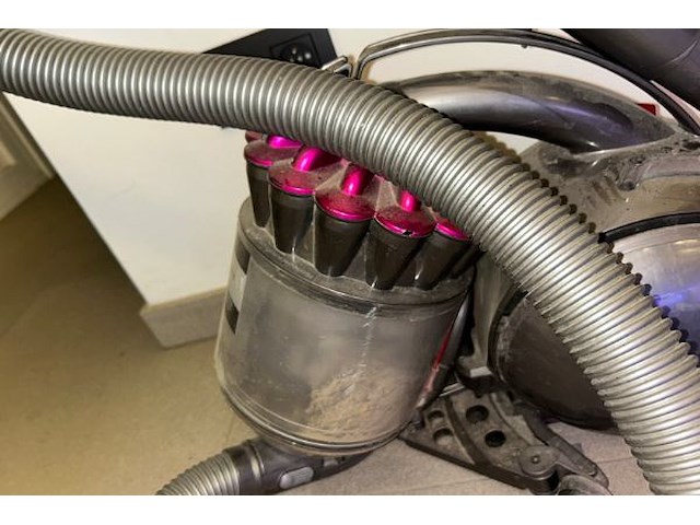 Dyson stofzuiger - afbeelding 3 van  3