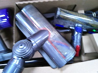 Dyson v15 detect absolute extra 660 w staafstofzuiger grijs - afbeelding 8 van  9