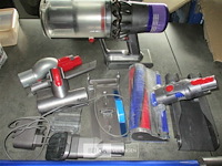 Dysonv11 stofzuiger - afbeelding 2 van  4