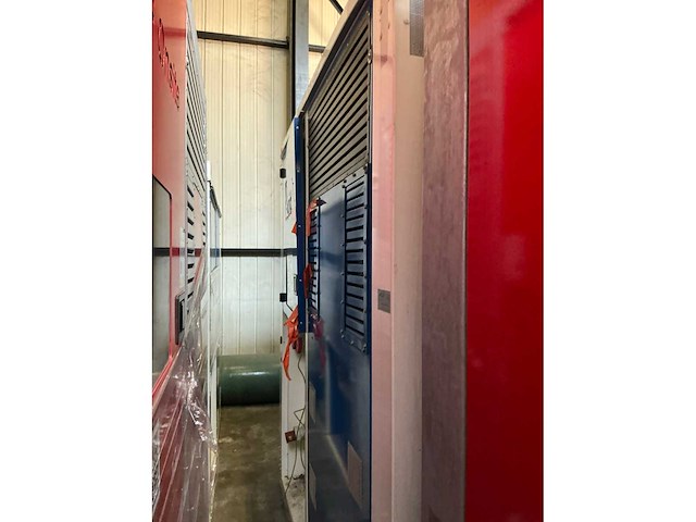 E-power p-grid 160kva/69kwh hybride stroomaggregaat - afbeelding 4 van  11