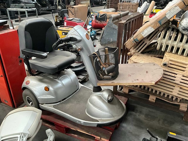 E-scooter voor mindervalide - afbeelding 1 van  4
