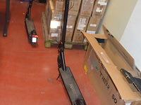 E-scooter xqisit x-100 zonder lader (b437) - afbeelding 3 van  9