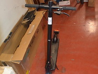 E-scooter xqisit x-100 zonder lader (b437) - afbeelding 4 van  9