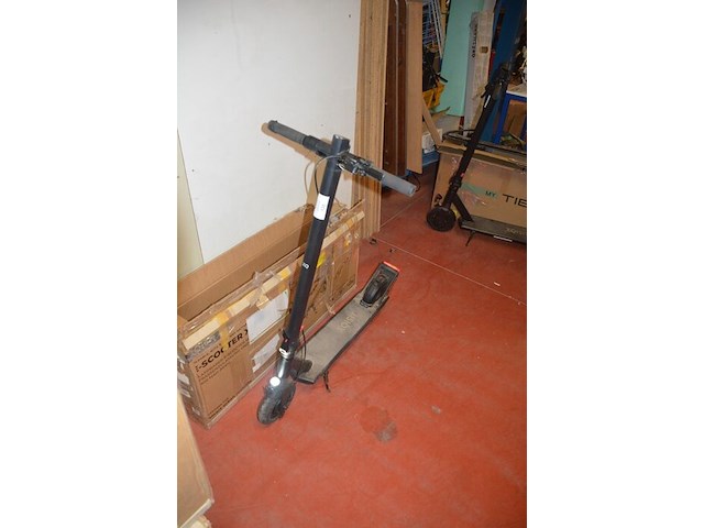 E-scooter xqisit x-100 zonder lader (b437) - afbeelding 4 van  9