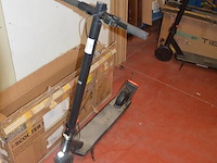 E-scooter xqisit x-100 zonder lader (b437) - afbeelding 4 van  9