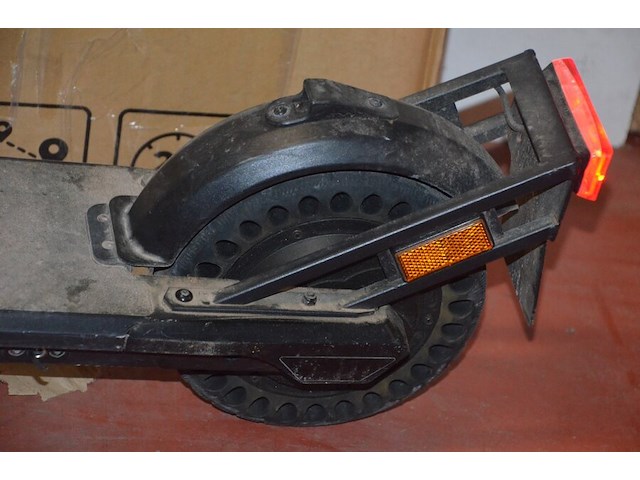 E-scooter xqisit x-100 zonder lader (b437) - afbeelding 9 van  9