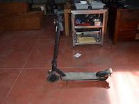 E-scooter xqisit x100, zonder lader (b437) - afbeelding 2 van  9