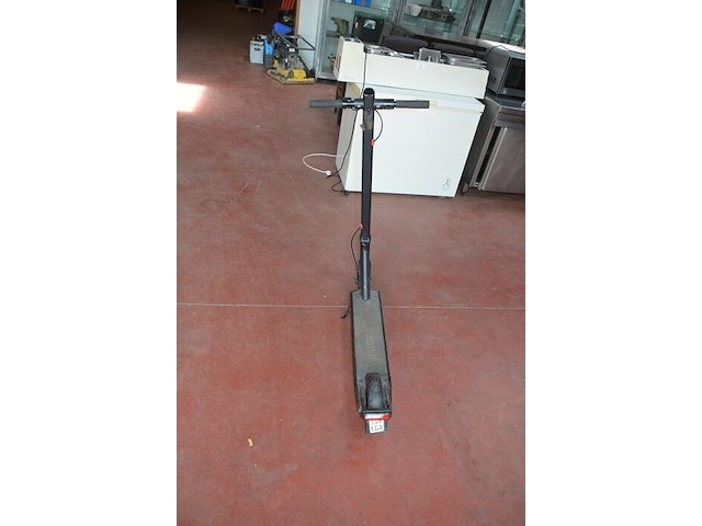 E-scooter xqisit x100, zonder lader (b437) - afbeelding 2 van  8