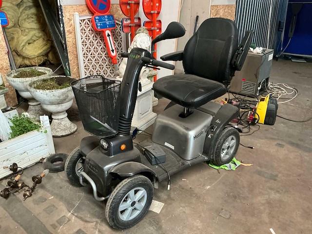 E-scooter - afbeelding 1 van  5