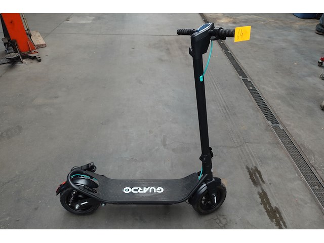 E step guarco - afbeelding 1 van  10