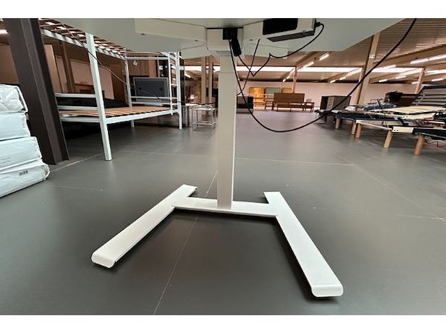 E table home - afbeelding 3 van  5