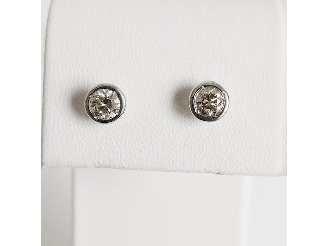 Earrings diamond - afbeelding 1 van  7