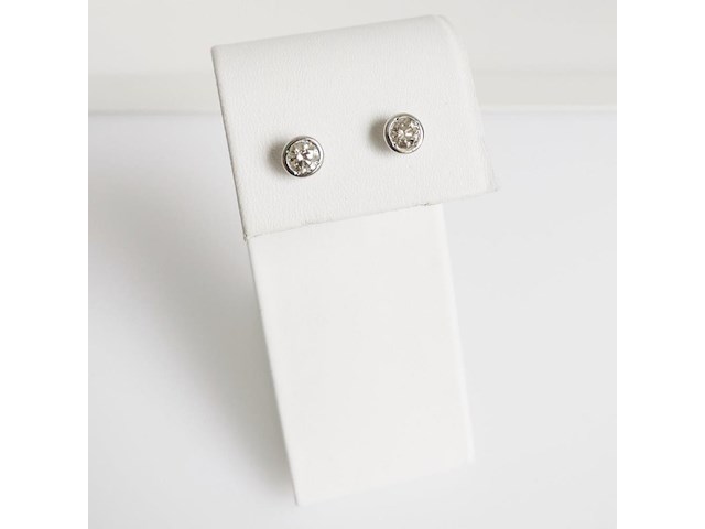 Earrings diamond - afbeelding 3 van  7
