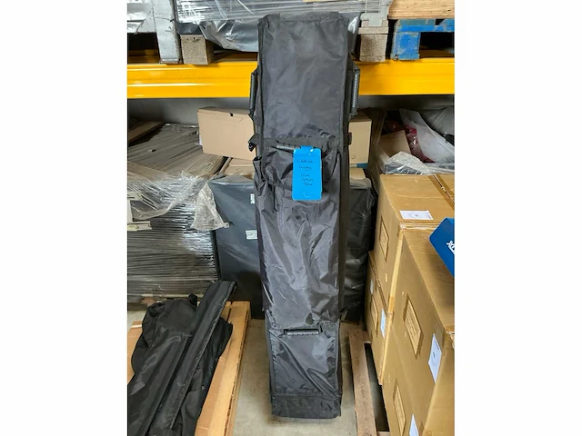 Easy-up tent - afbeelding 3 van  4