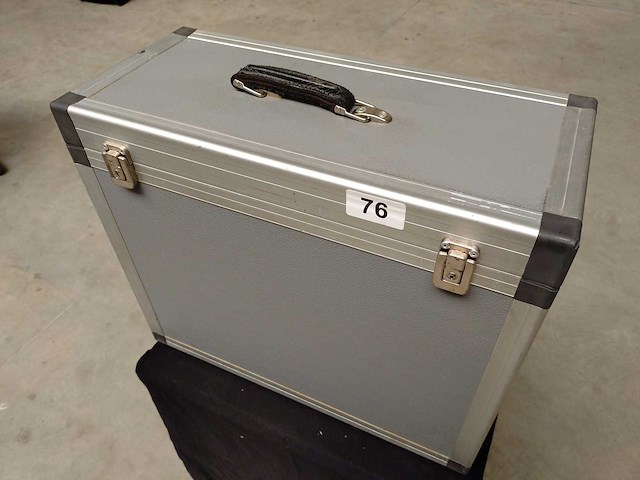 Easycase - box - various video equipment - afbeelding 1 van  4