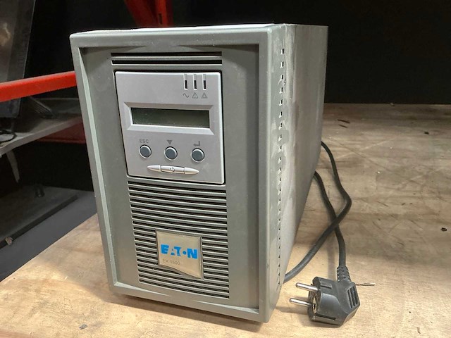 Eaton ex 1500 ups noodstroomvoeding - afbeelding 1 van  4