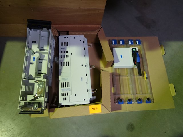 Eaton schakelkast - afbeelding 1 van  6