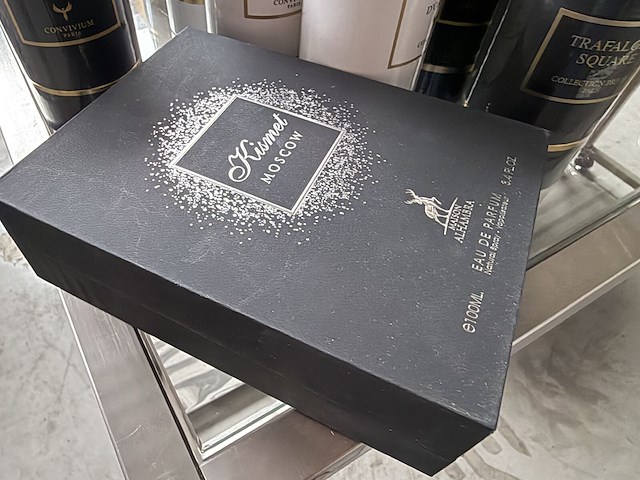 Eau de parfum - afbeelding 9 van  16