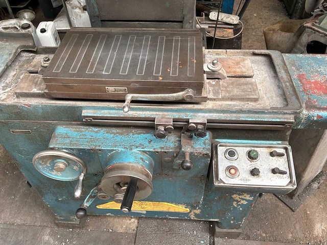 Eb werkzeug – vlakslijpmachine met magnetische tafel - afbeelding 2 van  14