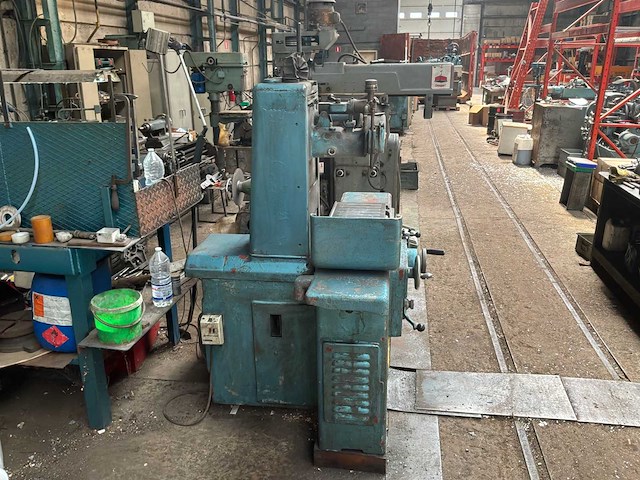 Eb werkzeug – vlakslijpmachine met magnetische tafel - afbeelding 9 van  14