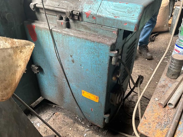 Eb werkzeug – vlakslijpmachine met magnetische tafel - afbeelding 14 van  14